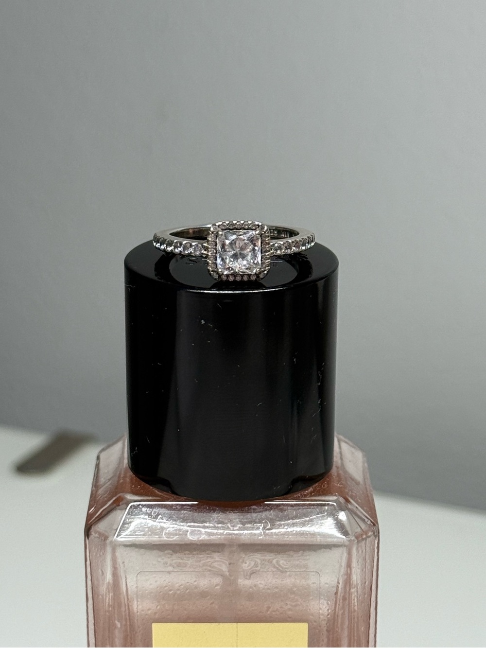 PANDORA Square Sparkle Halo Ring - size 7
